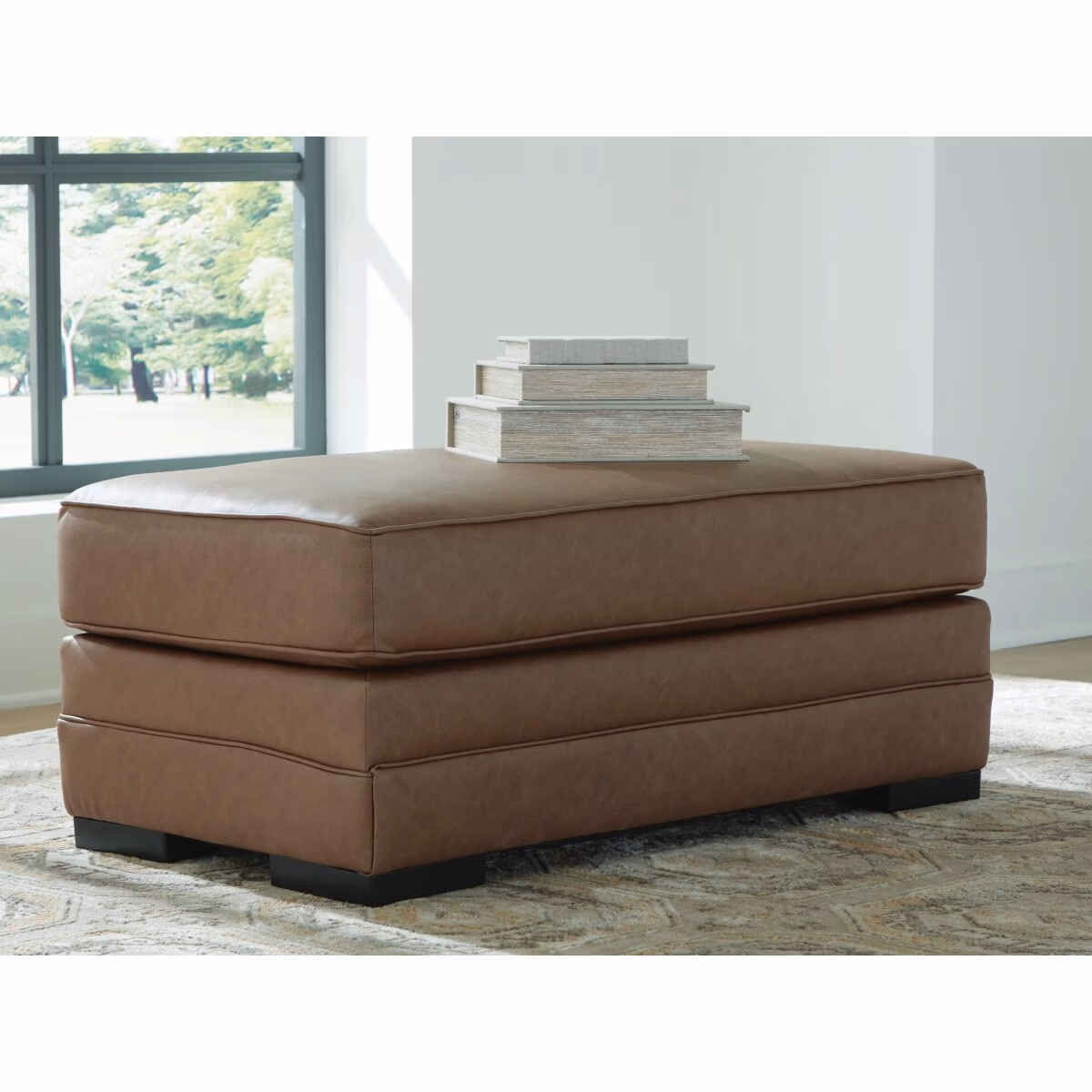 VillaCourt Ottoman - Image 3