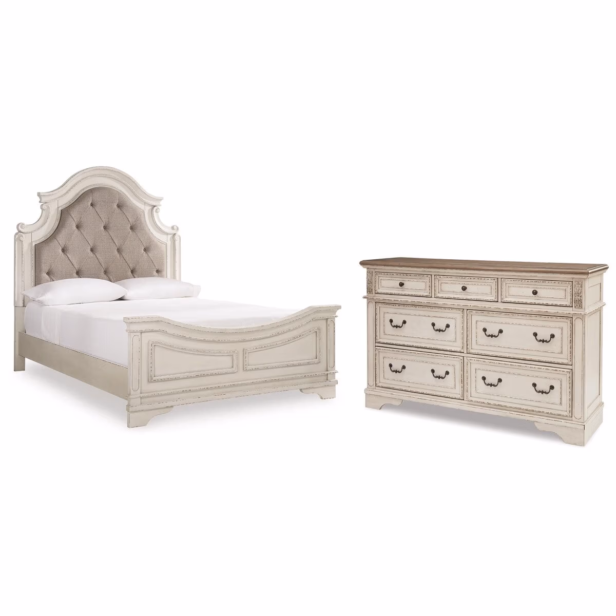 Realyn Queen Panel Bed and Dresser - Image 2