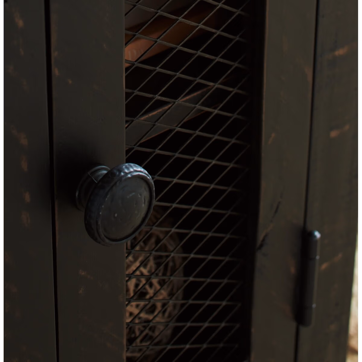 Valebeck Chairside End Table - Image 6