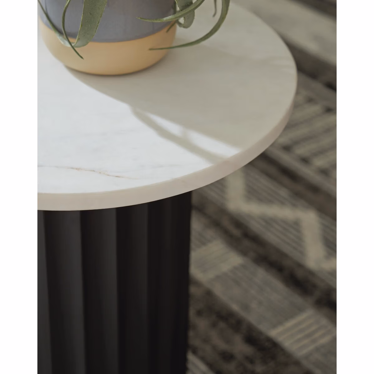 Wainstone Accent Table - Image 4