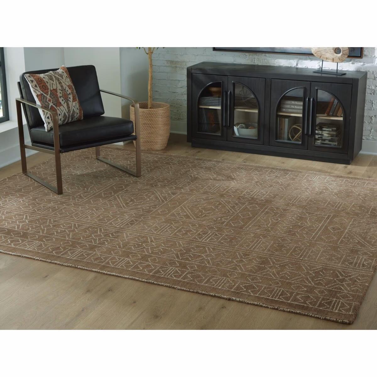 Merrittman 7'8" x 10' Area Rug - Image 3