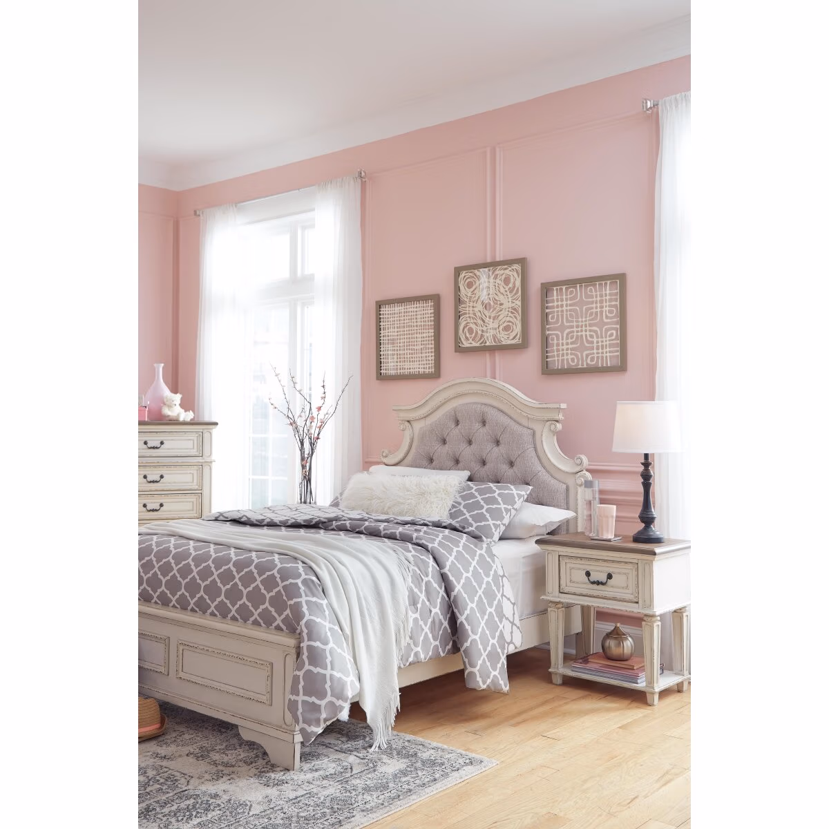 Realyn Full Panel Bed - Image 9