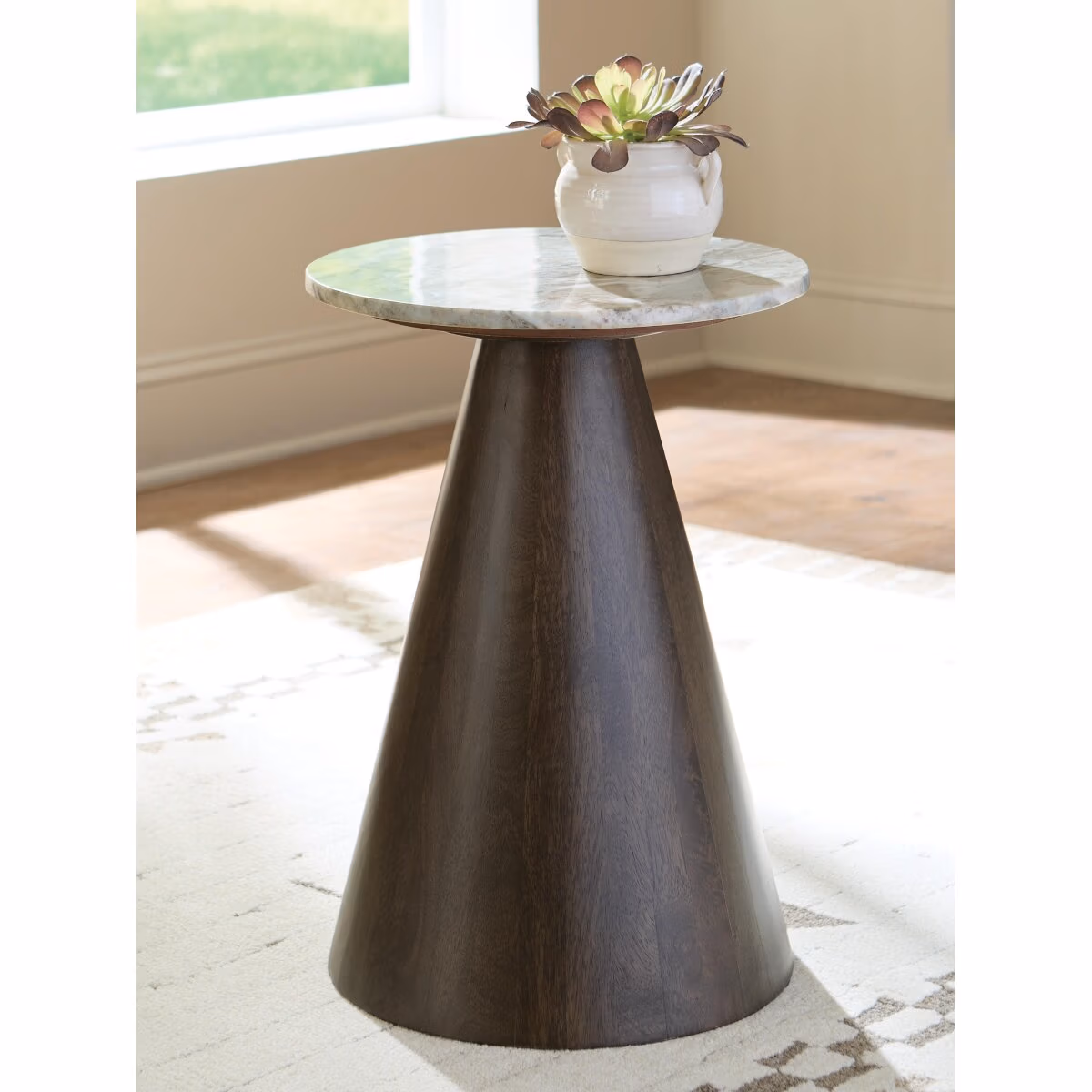 Waltnor Accent Table - Image 3