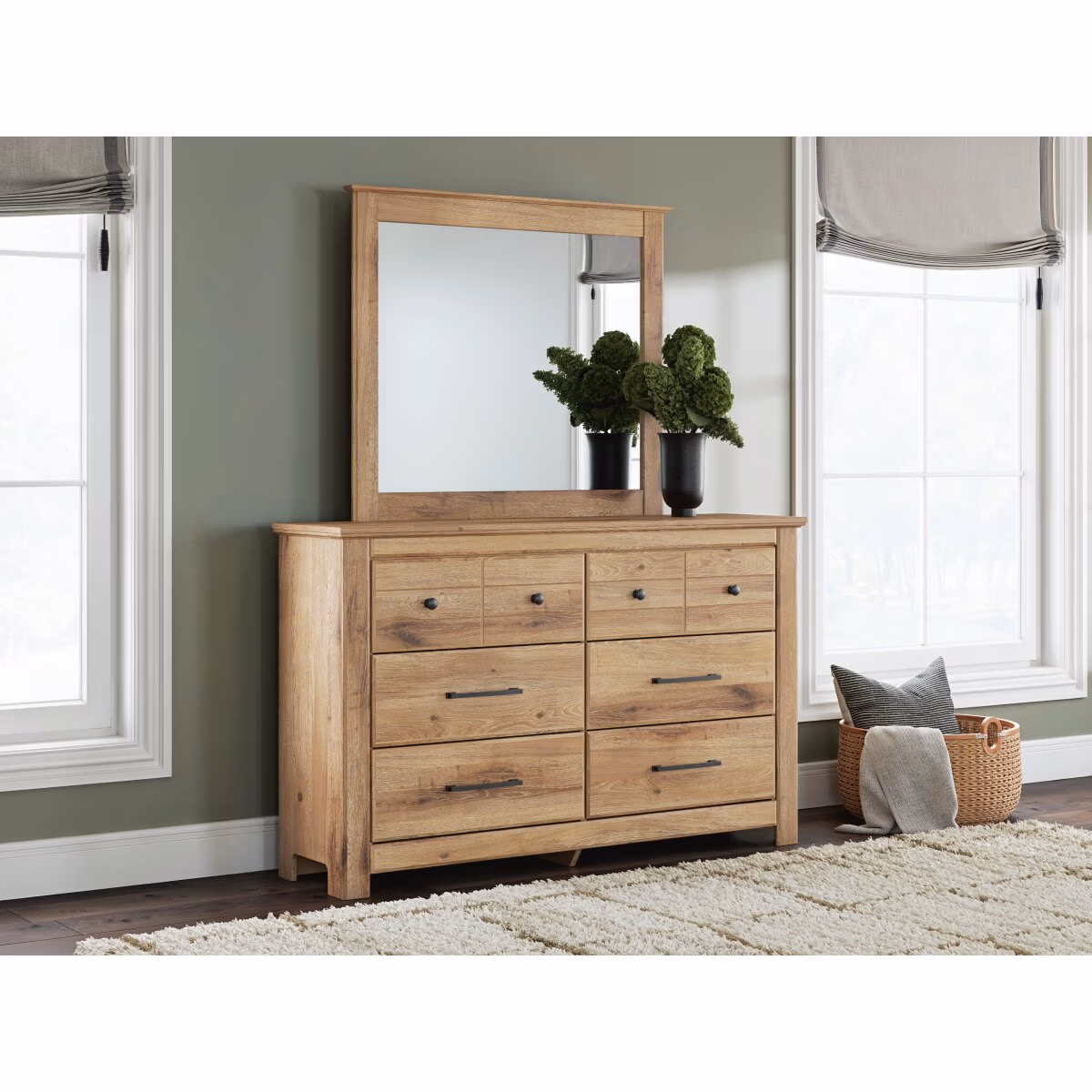 Makidern Dresser and Mirror - Image 3