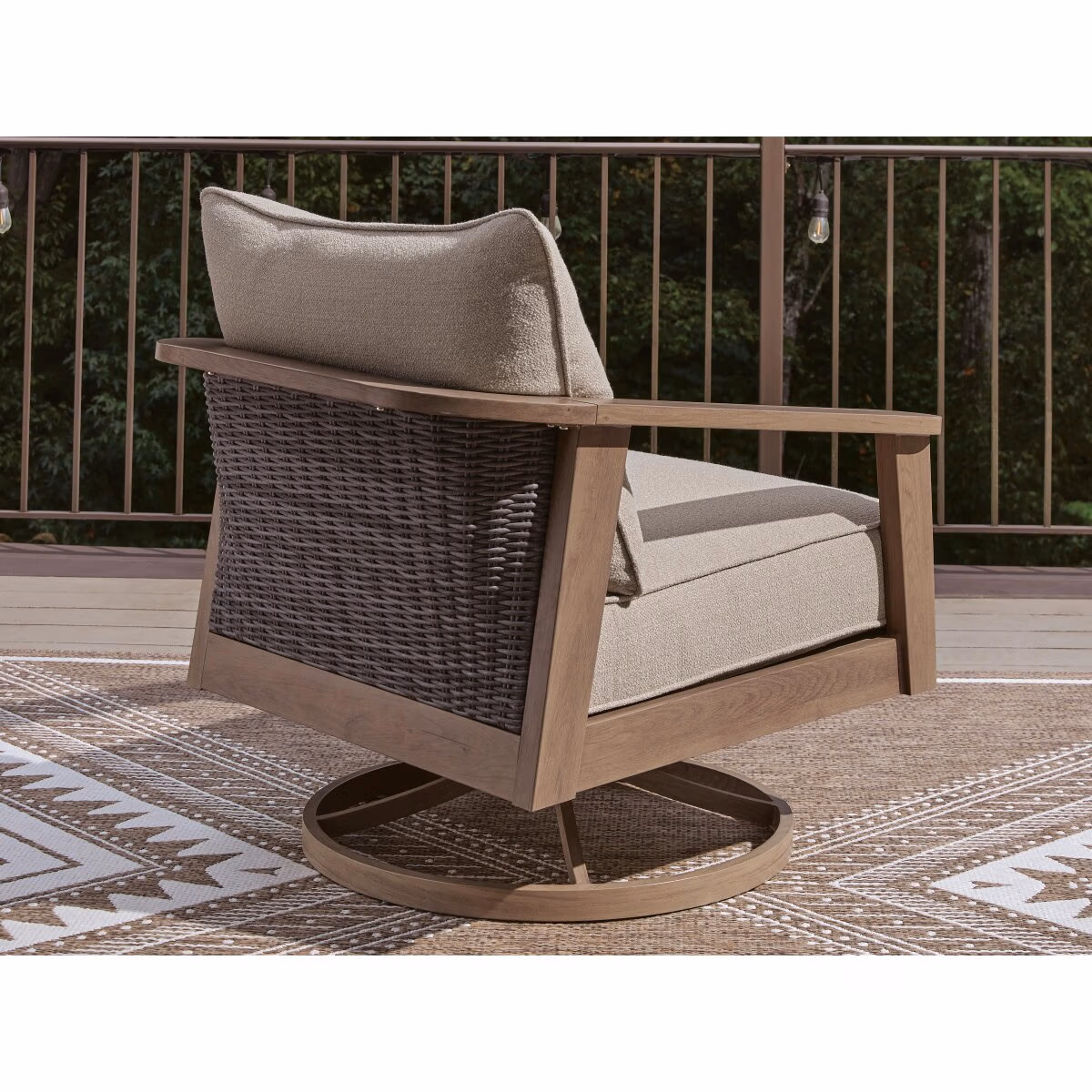 Harmony Headlands Outdoor Swivel Lounge with Cushion - Image 6