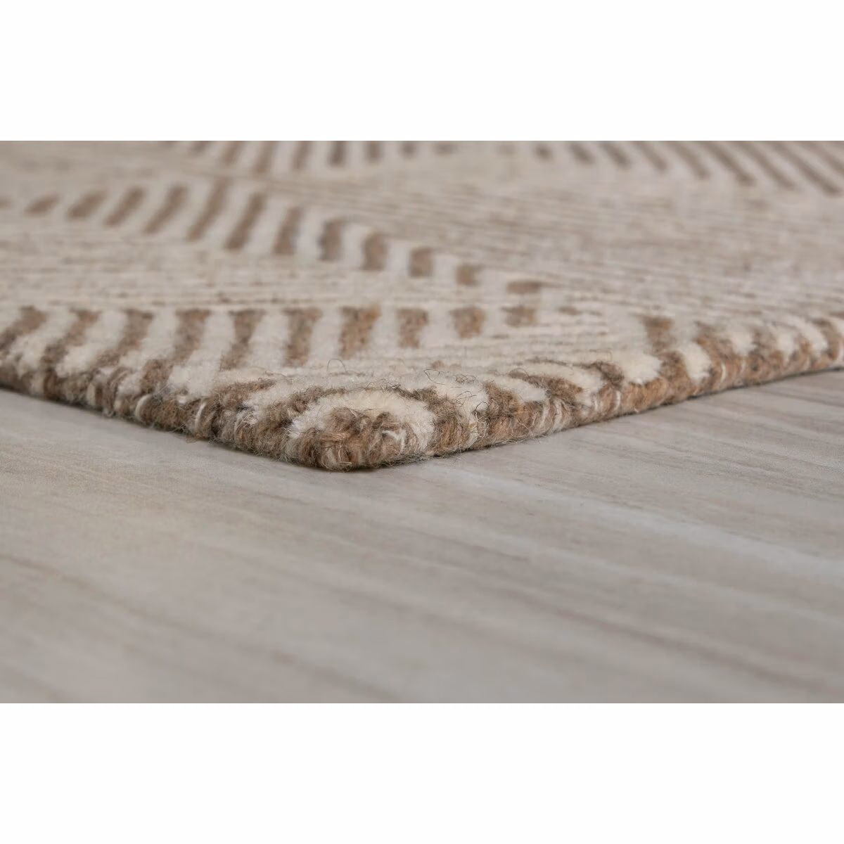 Jadott 8' x 10' Rug - Image 4
