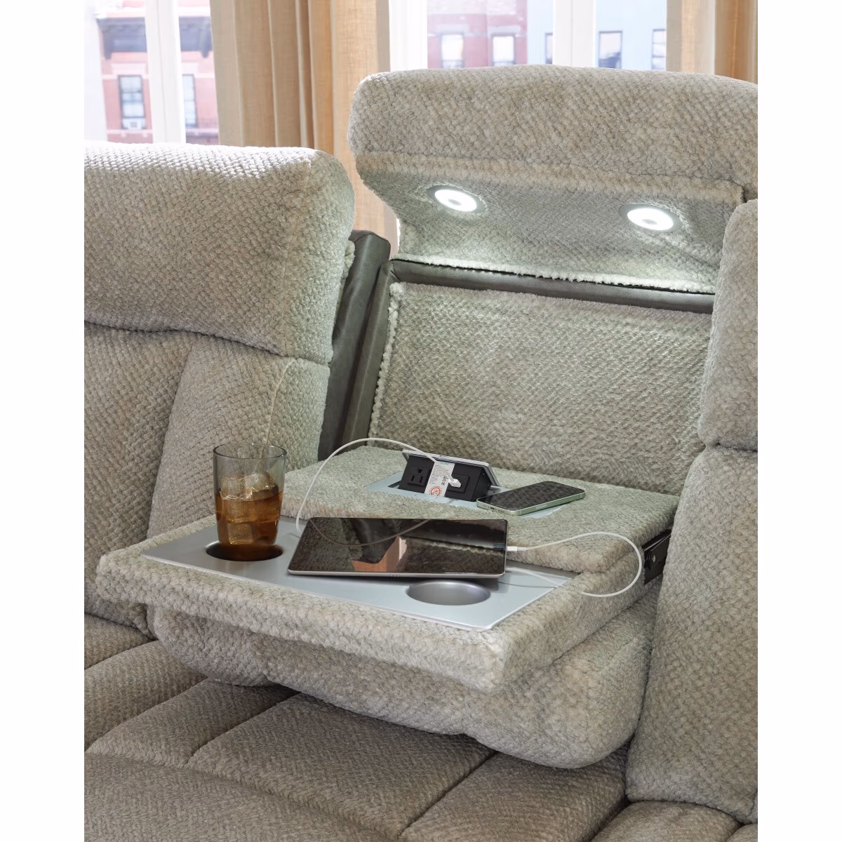 Branthorpe Power Reclining Sofa - Image 8