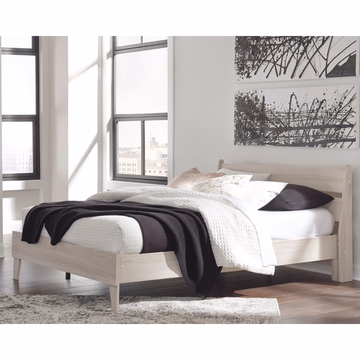 Socalle Queen Panel Platform Bed - Image 3