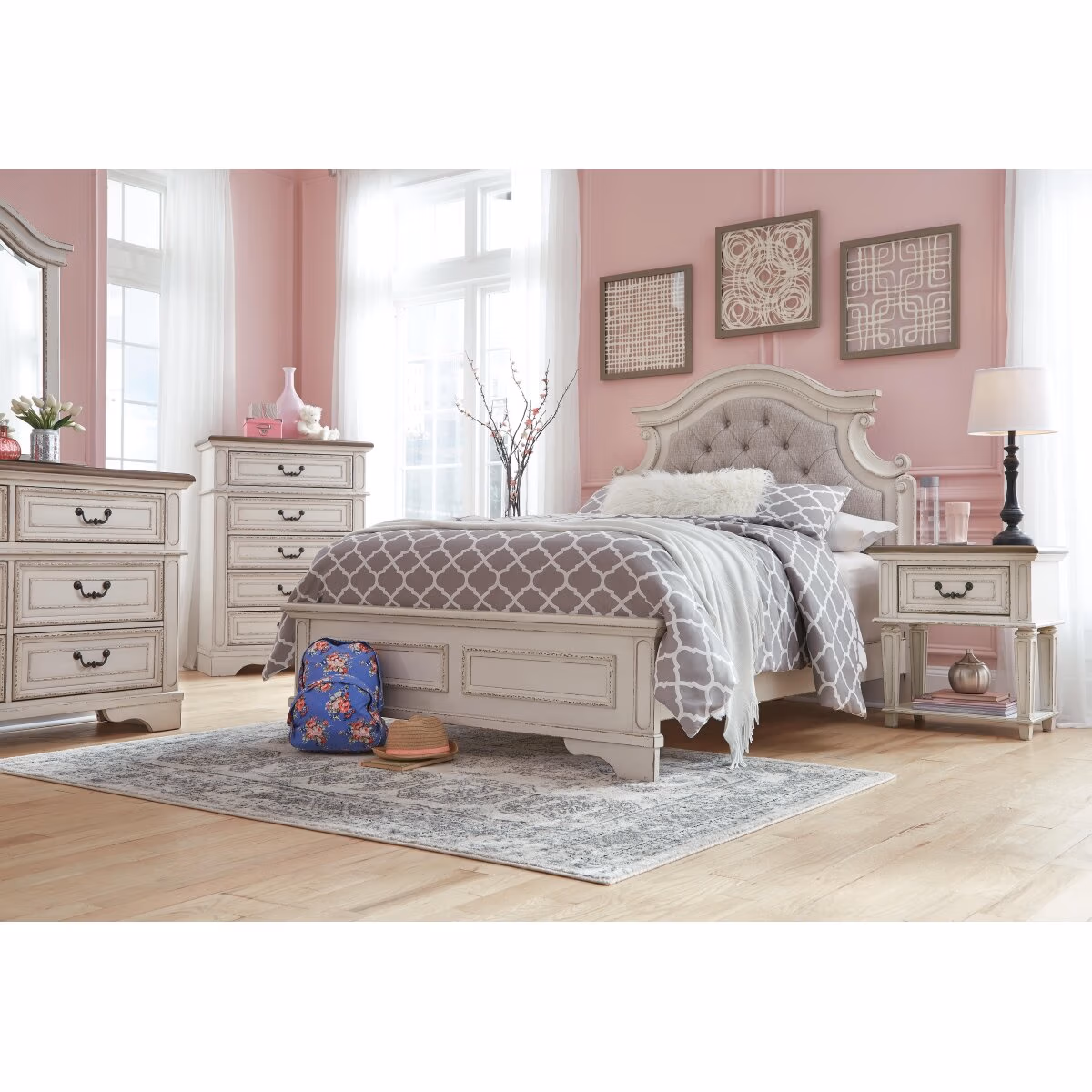 Realyn Full Panel Bed - Image 11