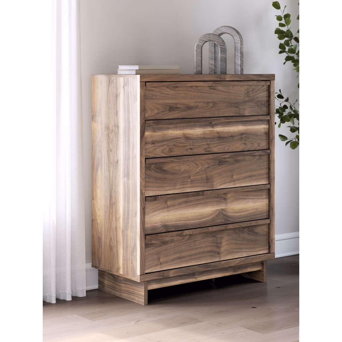 Chirason Wide Chest of Drawers - Image 3
