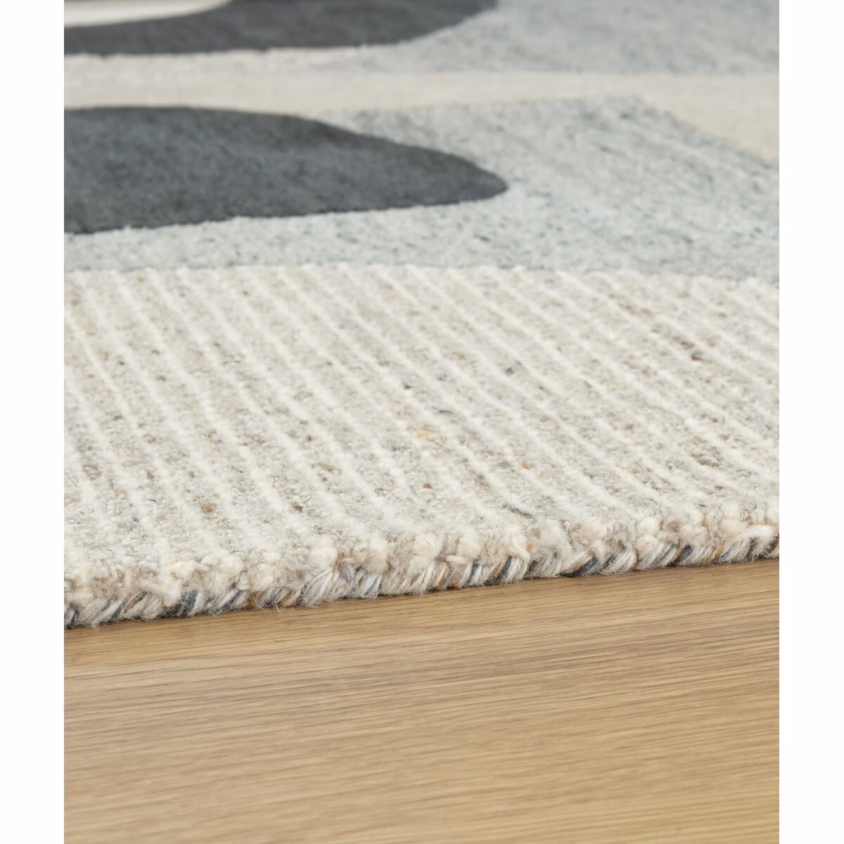 Edrickhill 5' x 7' Rug - Image 4
