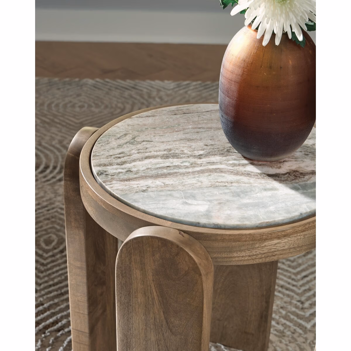 Gavrilley Accent Table - Image 5