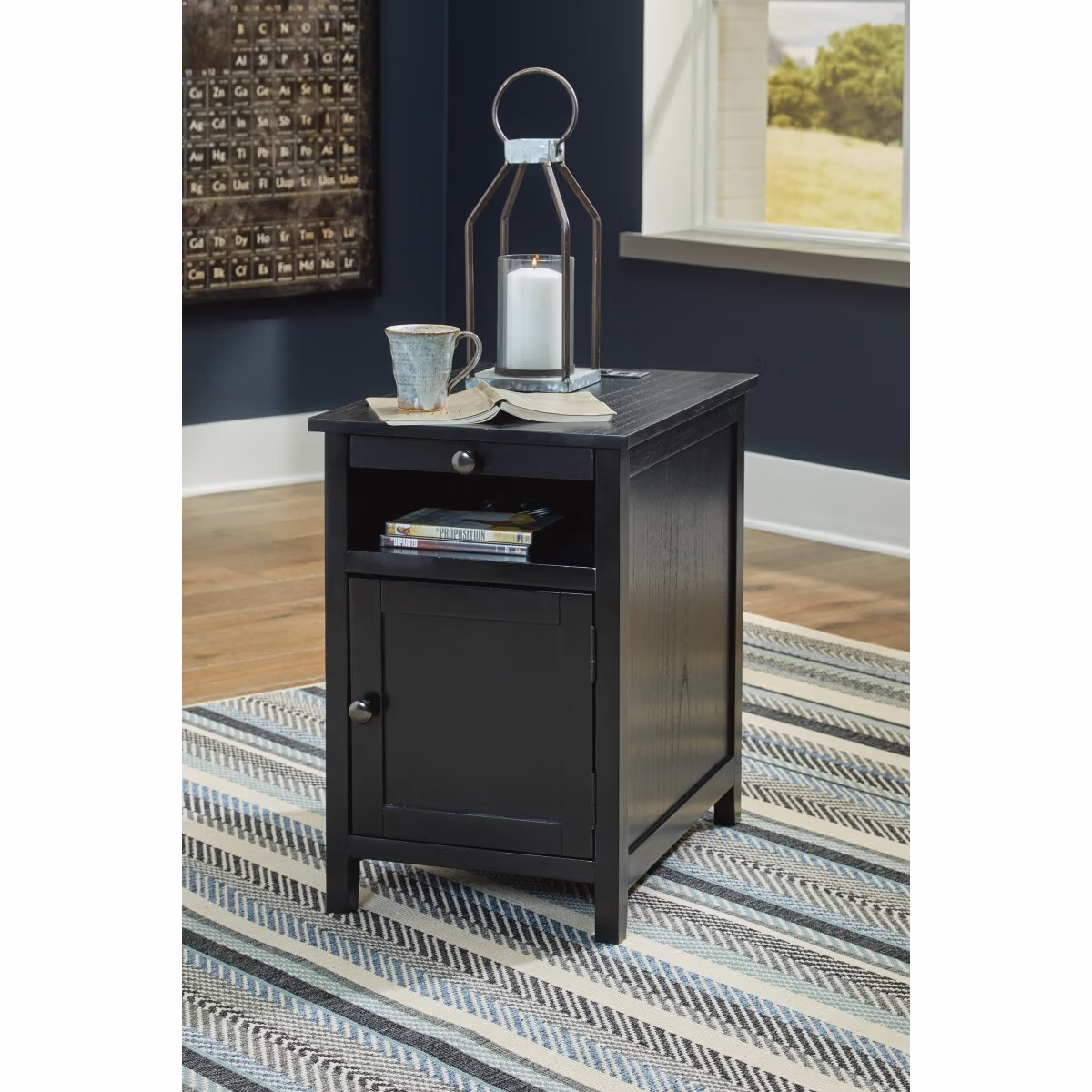 Treytown Chairside End Table - Image 3