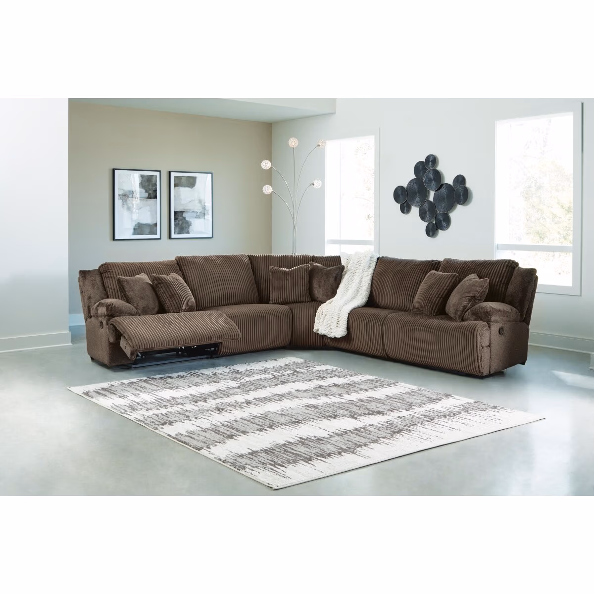 Top Tier 5-Piece Reclining Sectional - Image 3