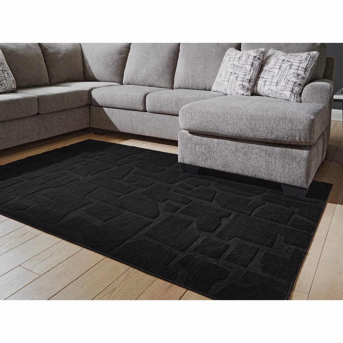 Gibbswell Washable 5' x 7' Area Rug - Image 3
