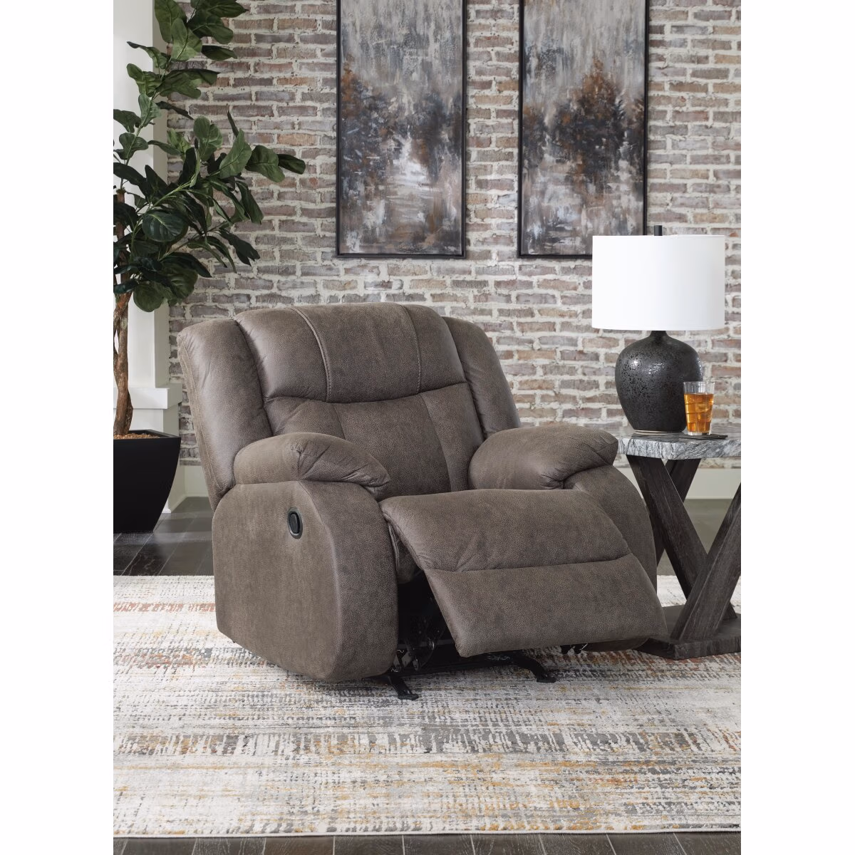 First Base Recliner - Image 9