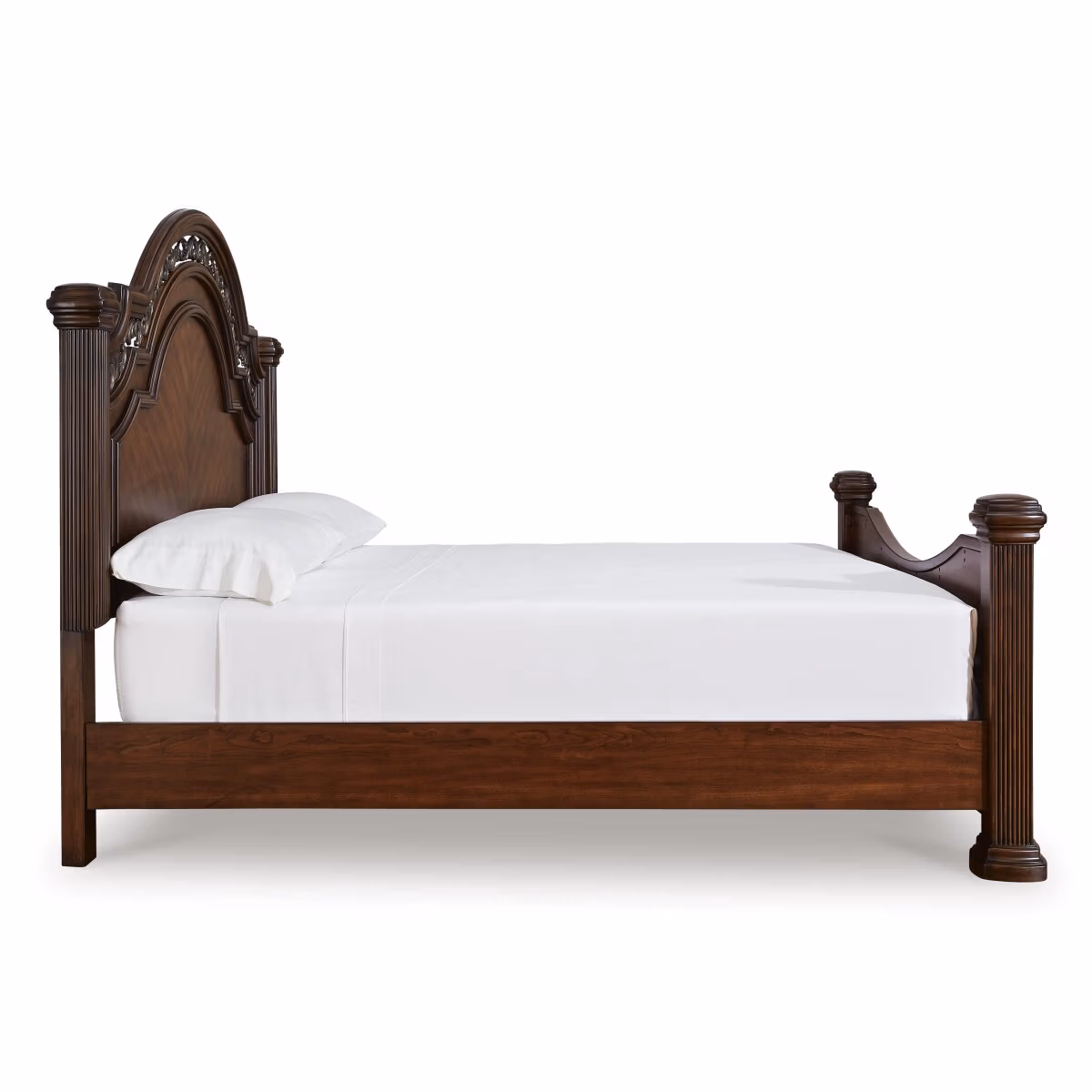 Lavinton Queen Poster Bed, Dresser, Mirror and Nightstand - Image 7