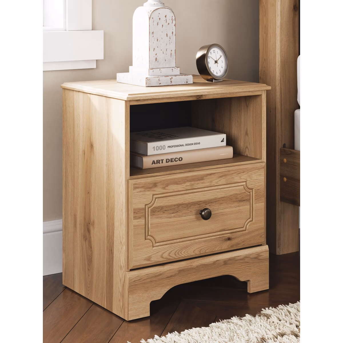 Aleaport King Panel Bed, Dresser, Mirror and Nightstand - Image 26