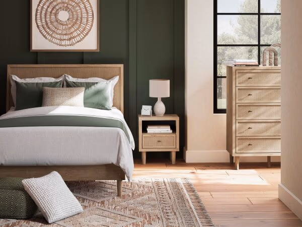 Cielden Queen Panel Bed - Image 11