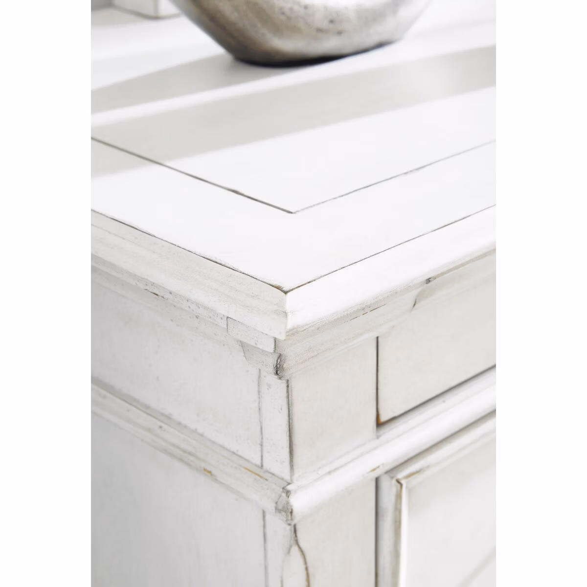 Kanwyn Dresser and Mirror - Image 7