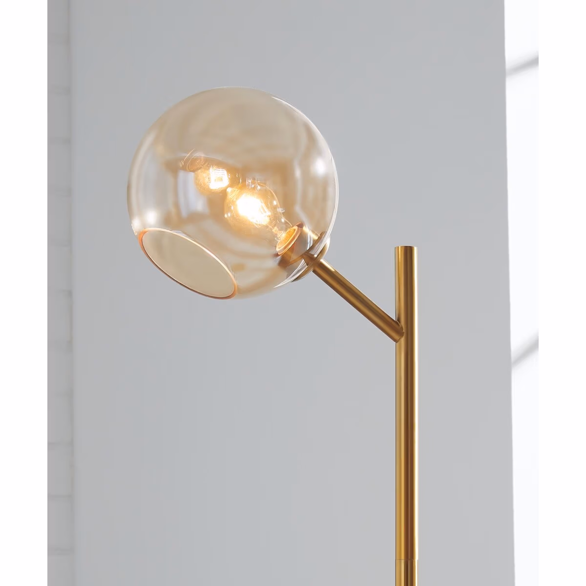 Abanson Floor Lamp - Image 4