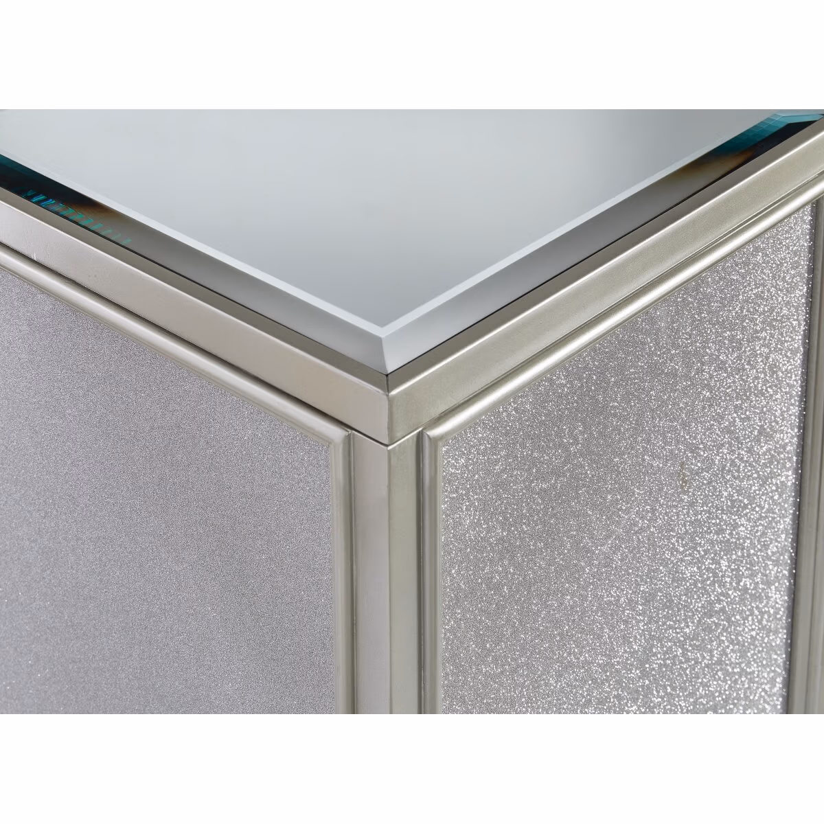 Traleena Nesting End Table (Set of 2) - Image 8