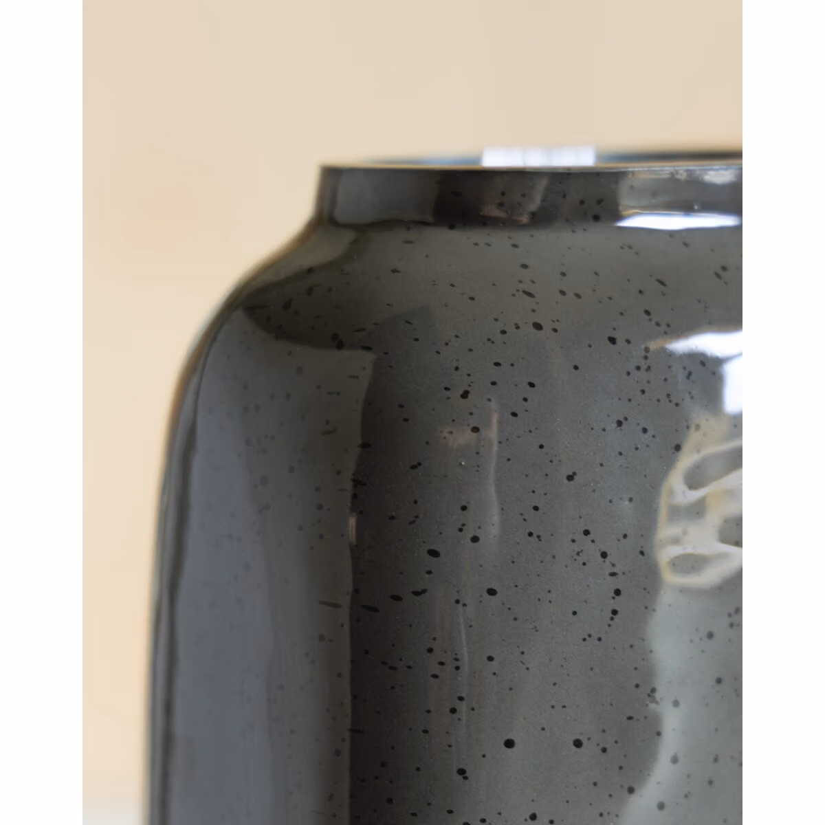 Kierlain Vase - Image 4