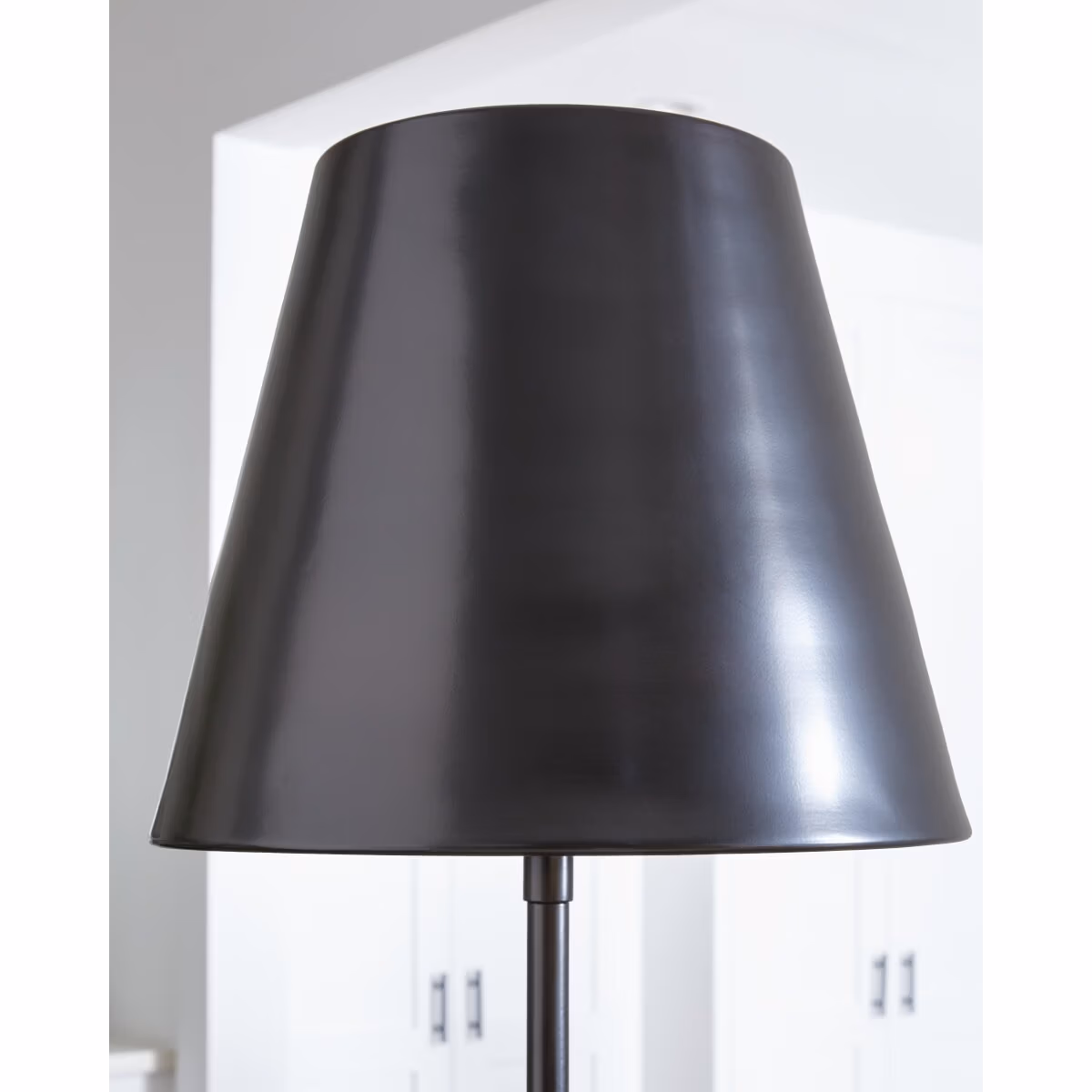 Wimner Floor Lamp - Image 4