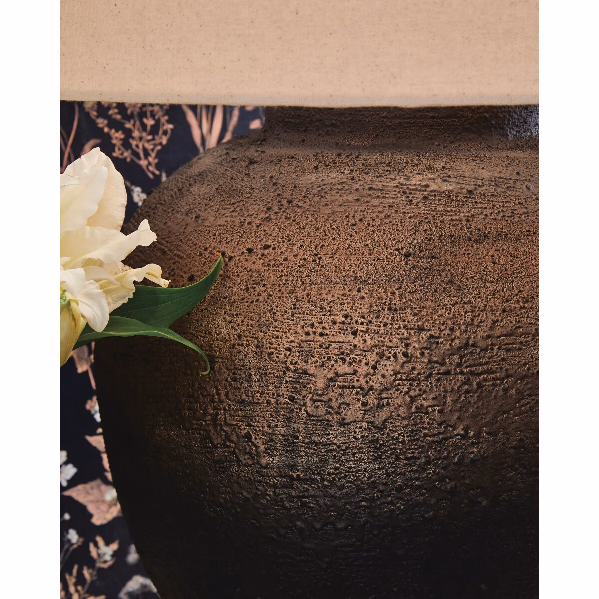 Newgerhard Table Lamp - Image 4