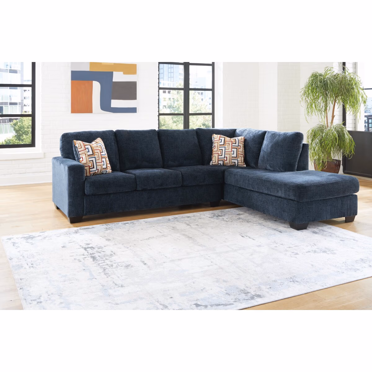 Aviemore 2-Piece Sectional with Chaise - Image 2