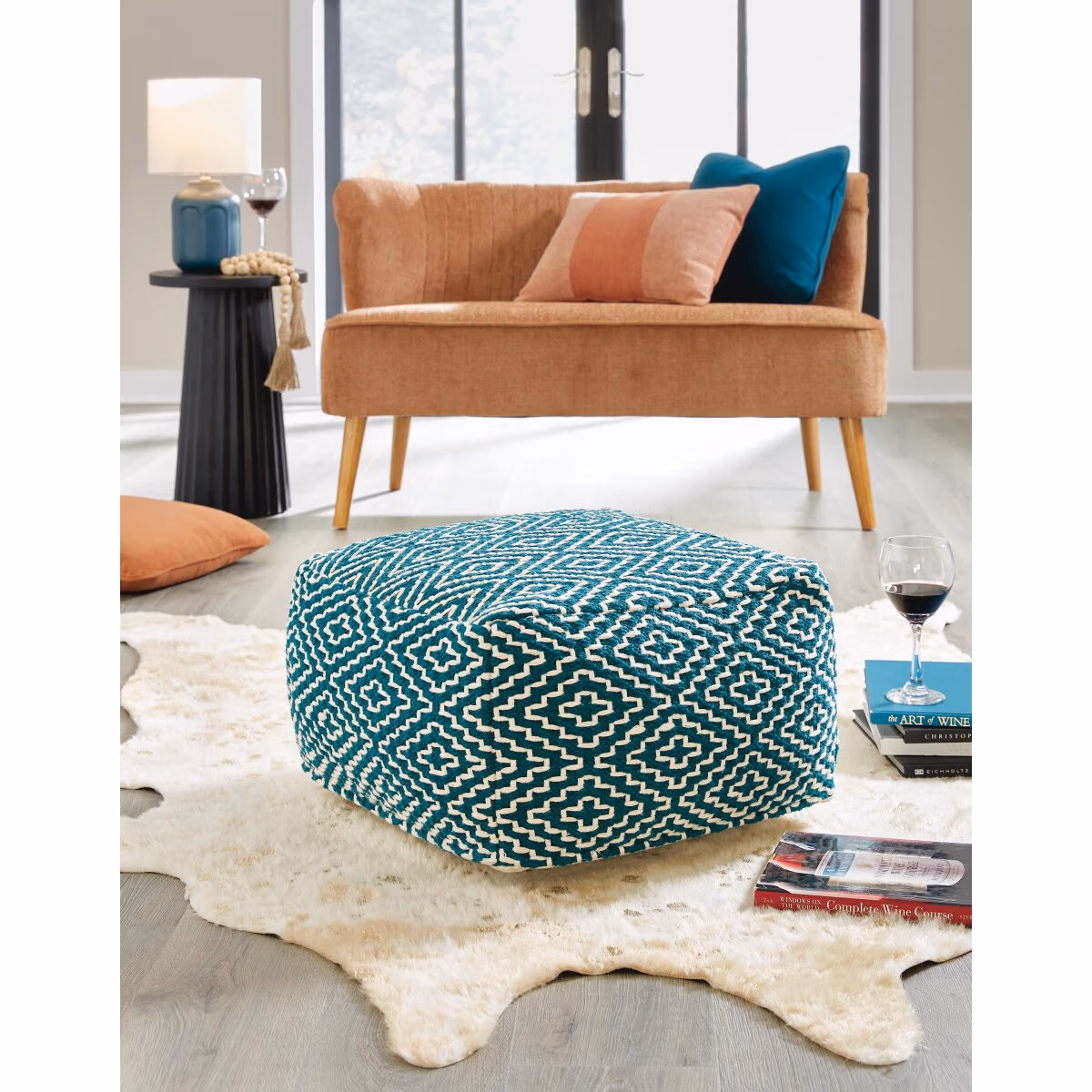 Brynnsen Pouf - Image 3