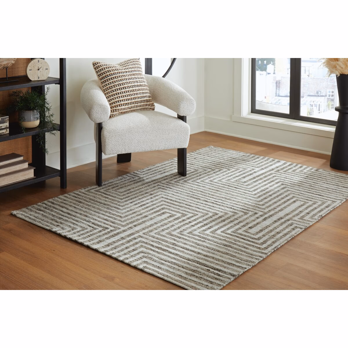 Jossen 5' x 7' Rug - Image 3