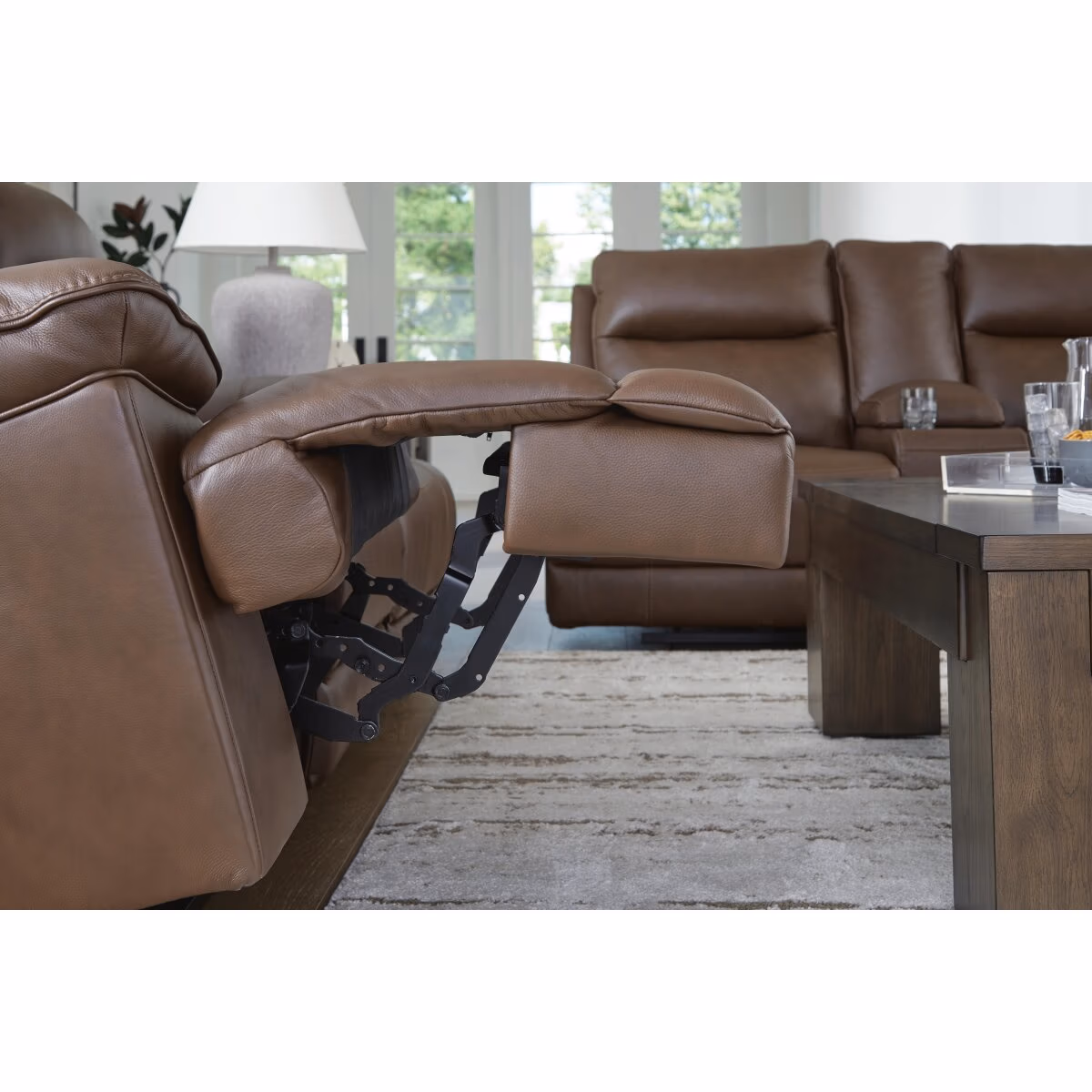 VonRyan Power Reclining Sofa - Image 9