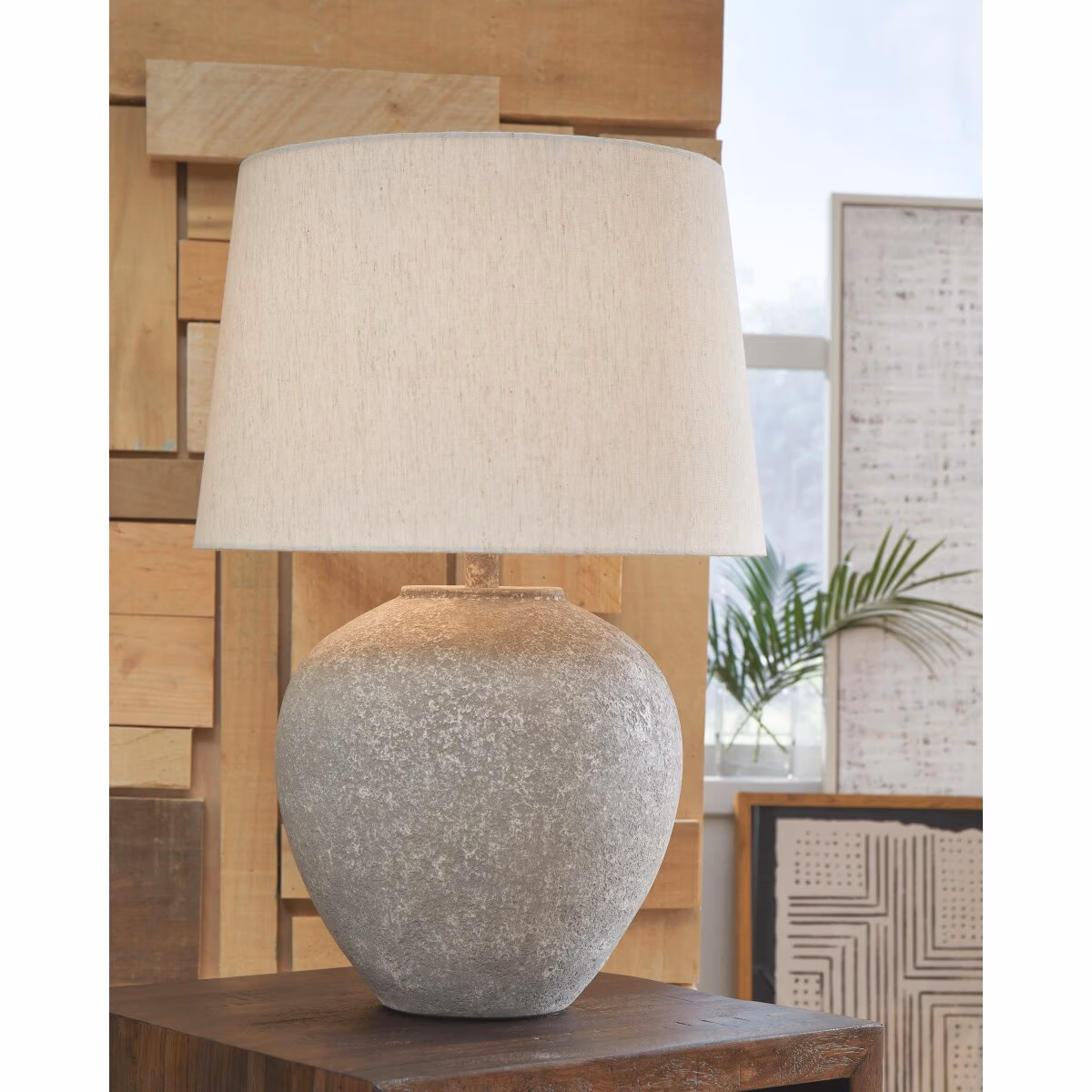 Dreward Table Lamp - Image 3