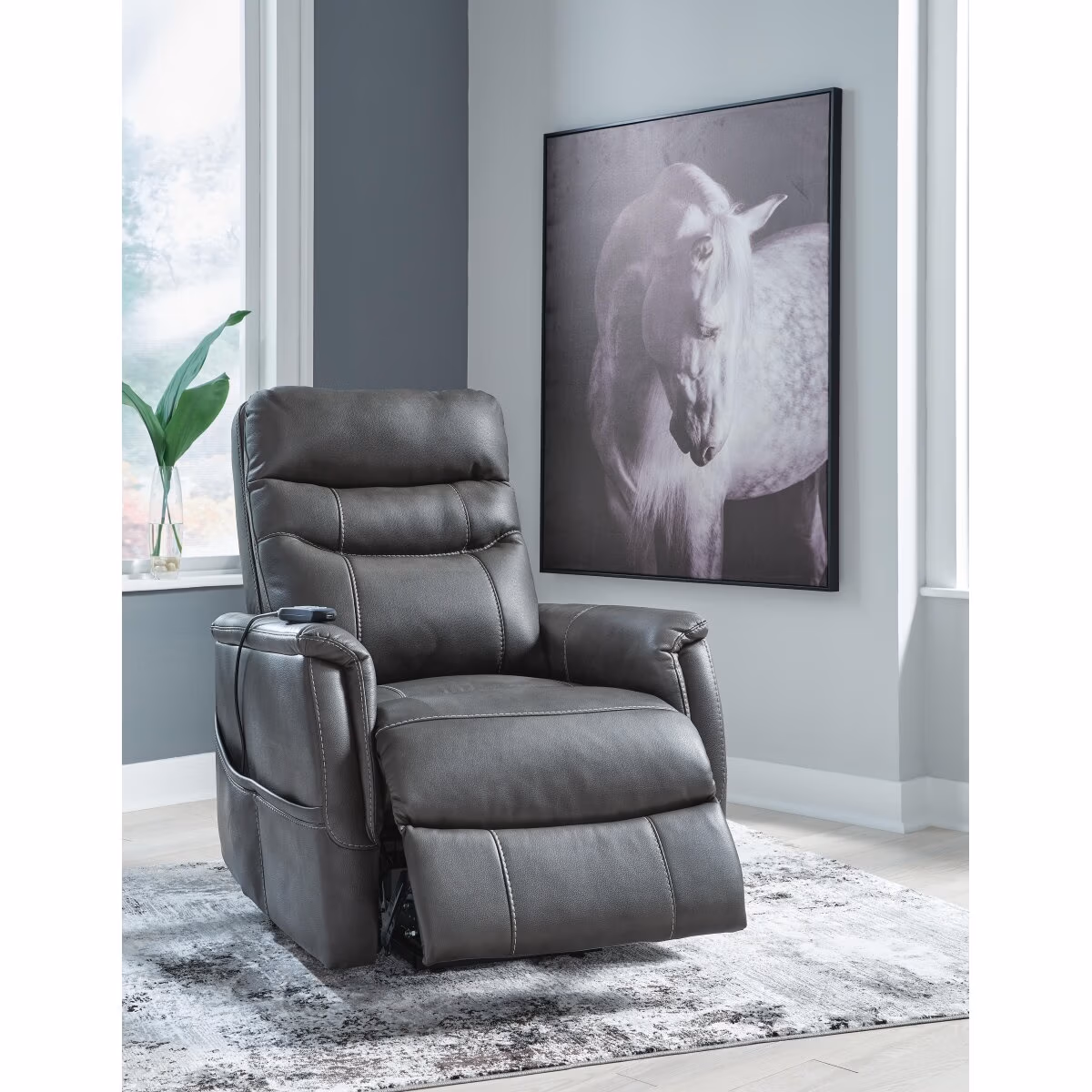 Strawbill Power Lift Recliner - Image 10