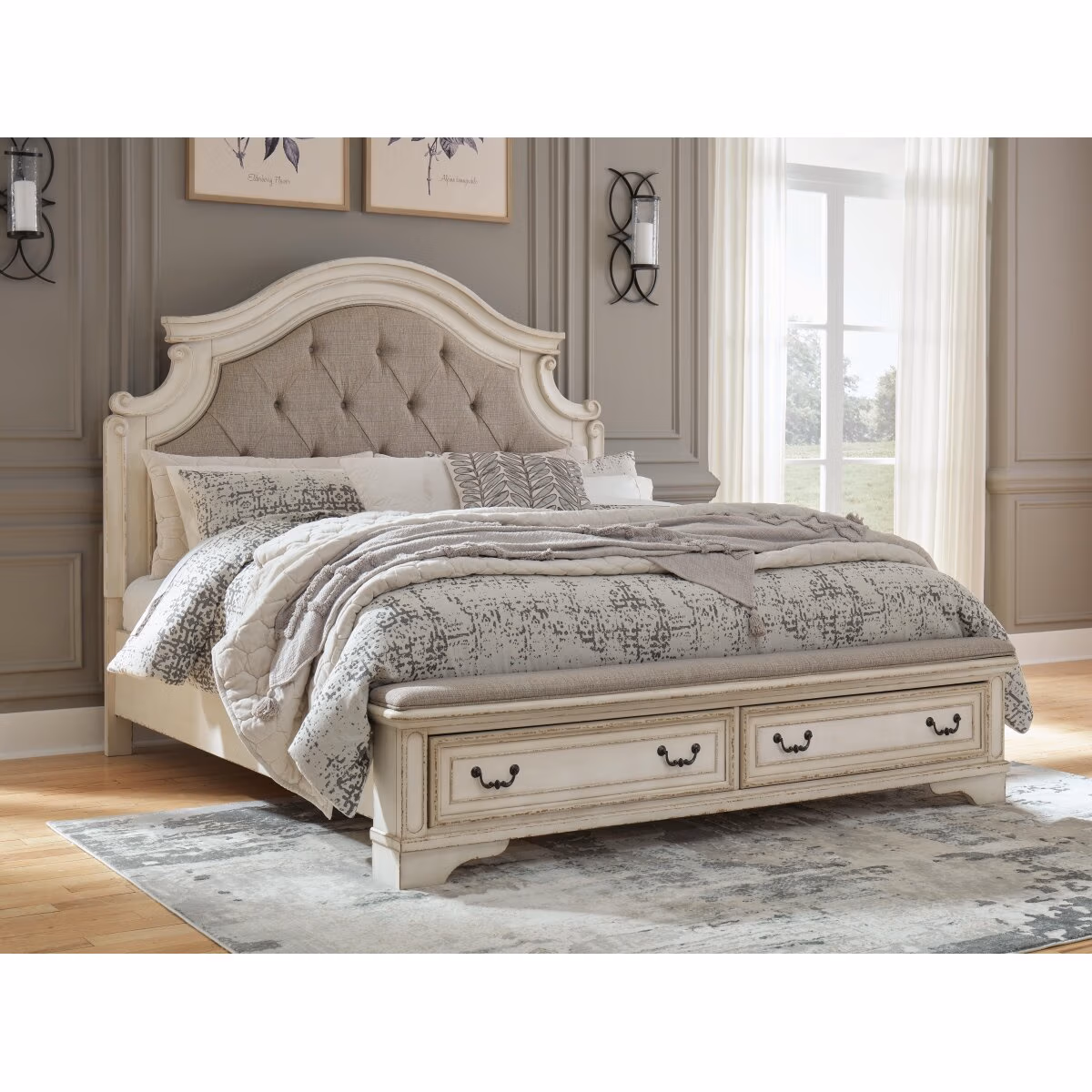 Realyn Queen Panel Bed, Dresser, Mirror, Chest and Nightstand - Image 21