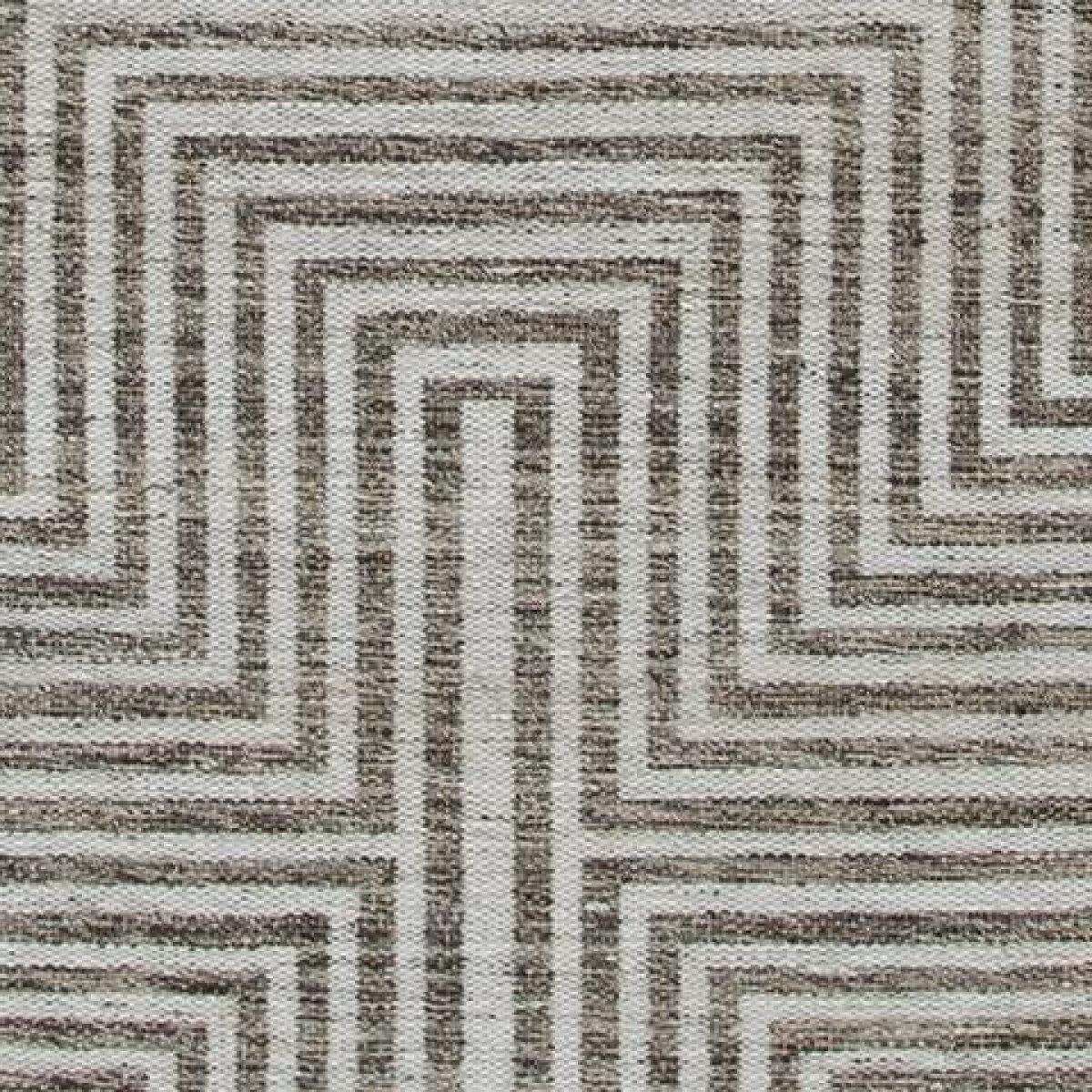 Jossen 5' x 7' Rug - Image 6