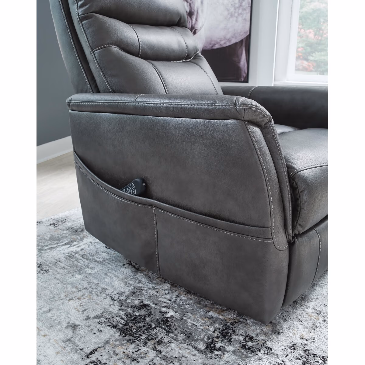 Strawbill Power Lift Recliner - Image 12