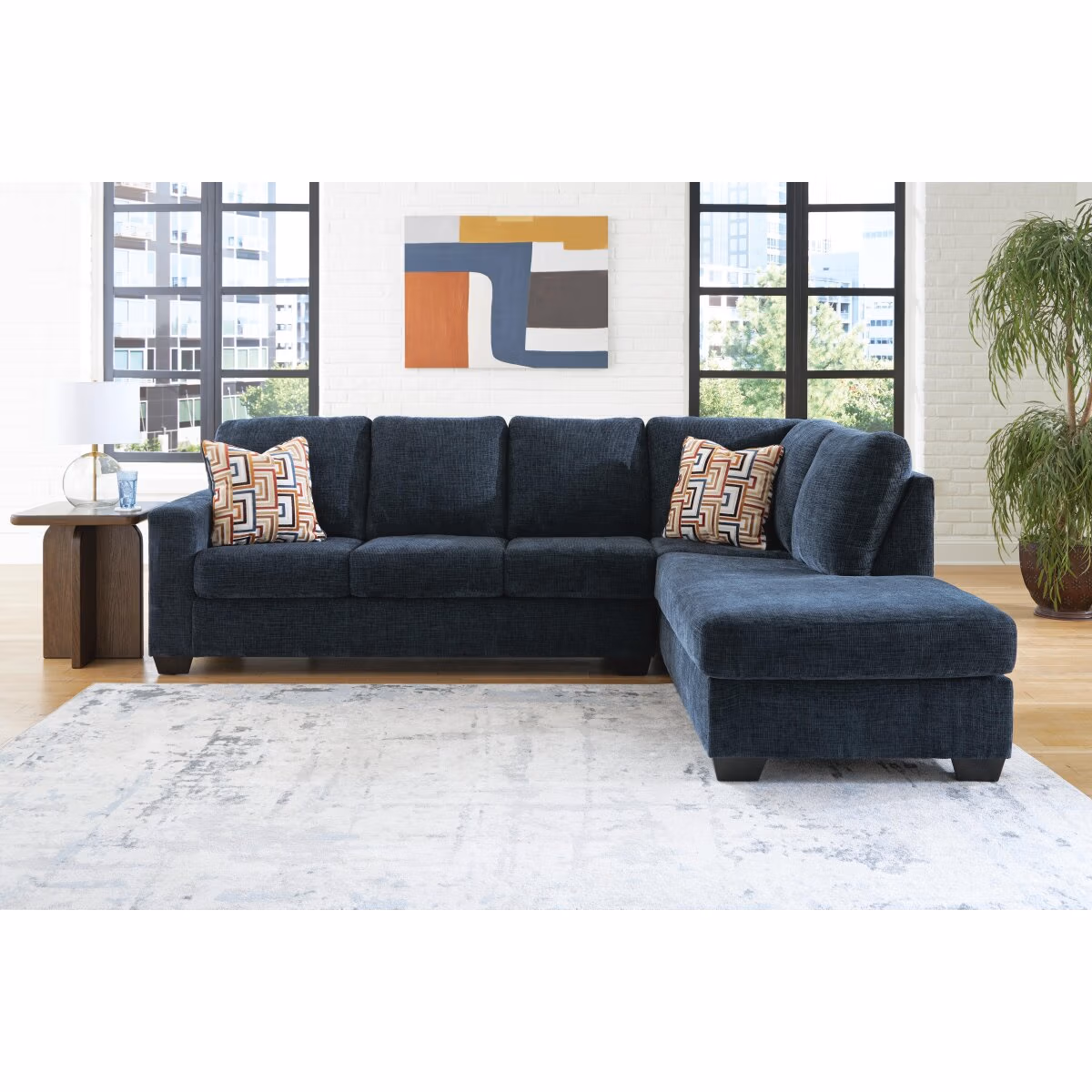 Aviemore 2-Piece Sectional with Chaise - Image 4