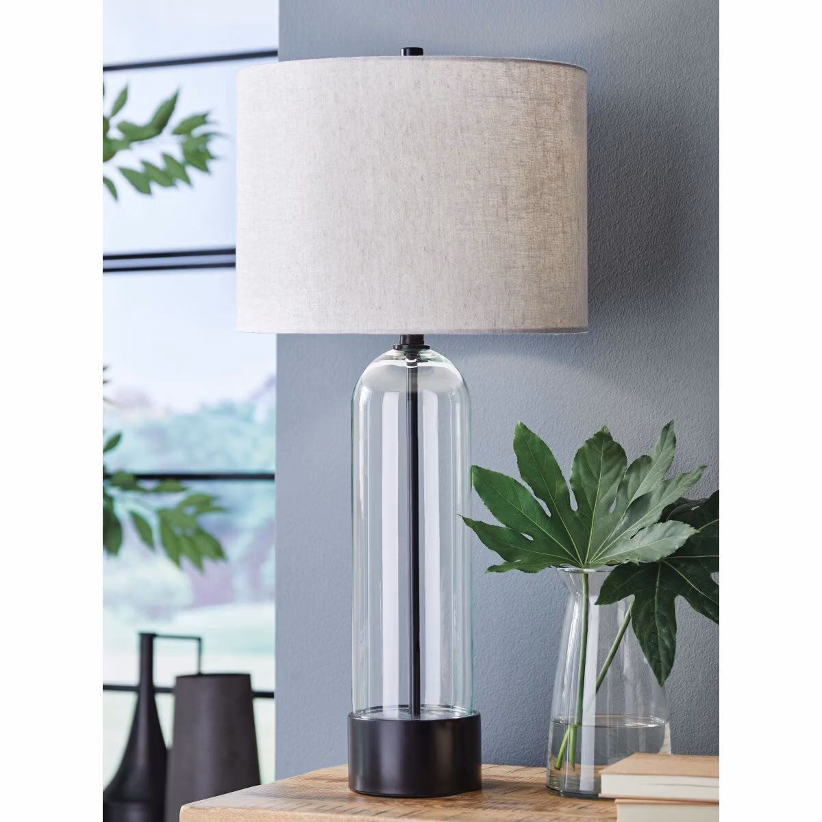 Kerrbrook Table Lamp - Image 3