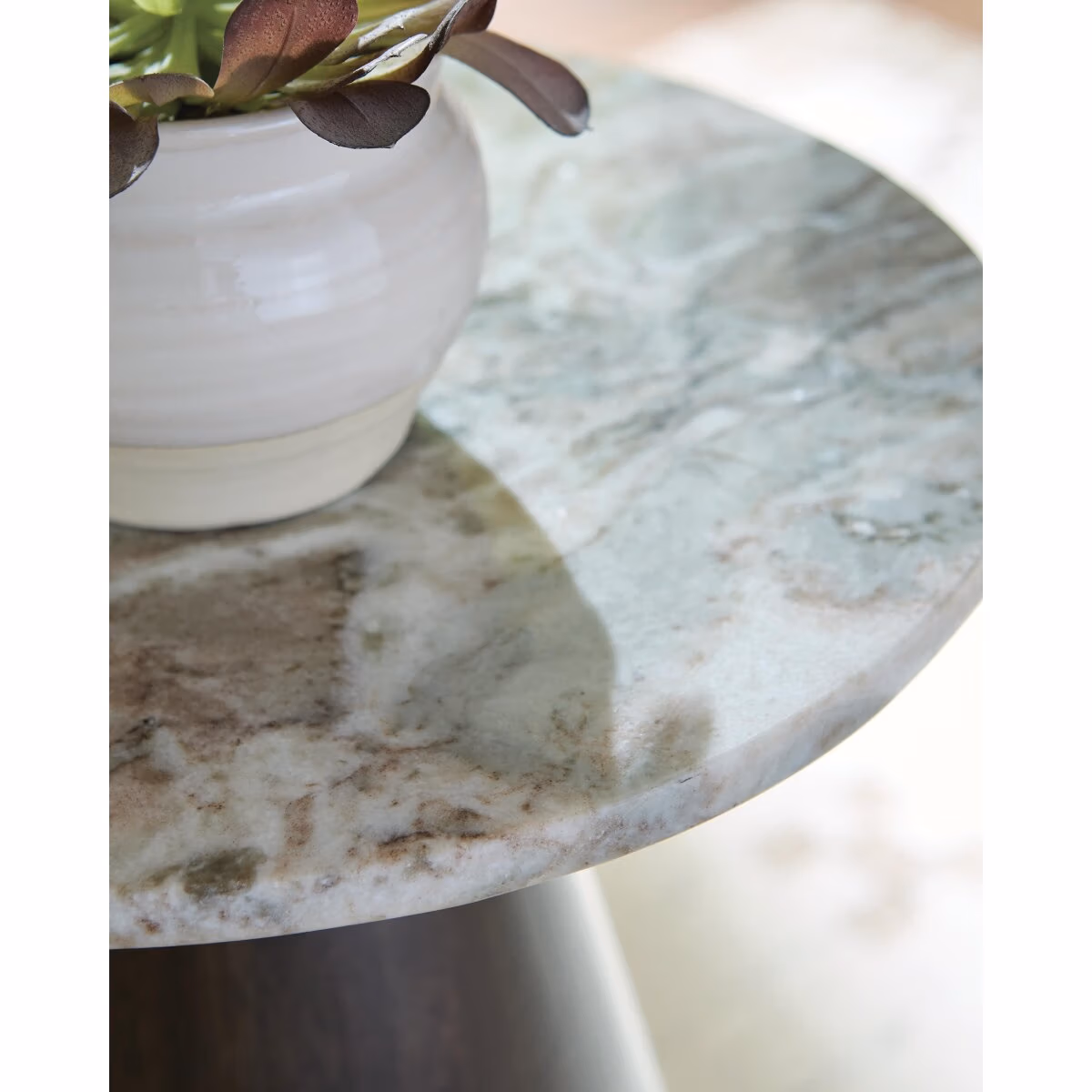 Waltnor Accent Table - Image 4