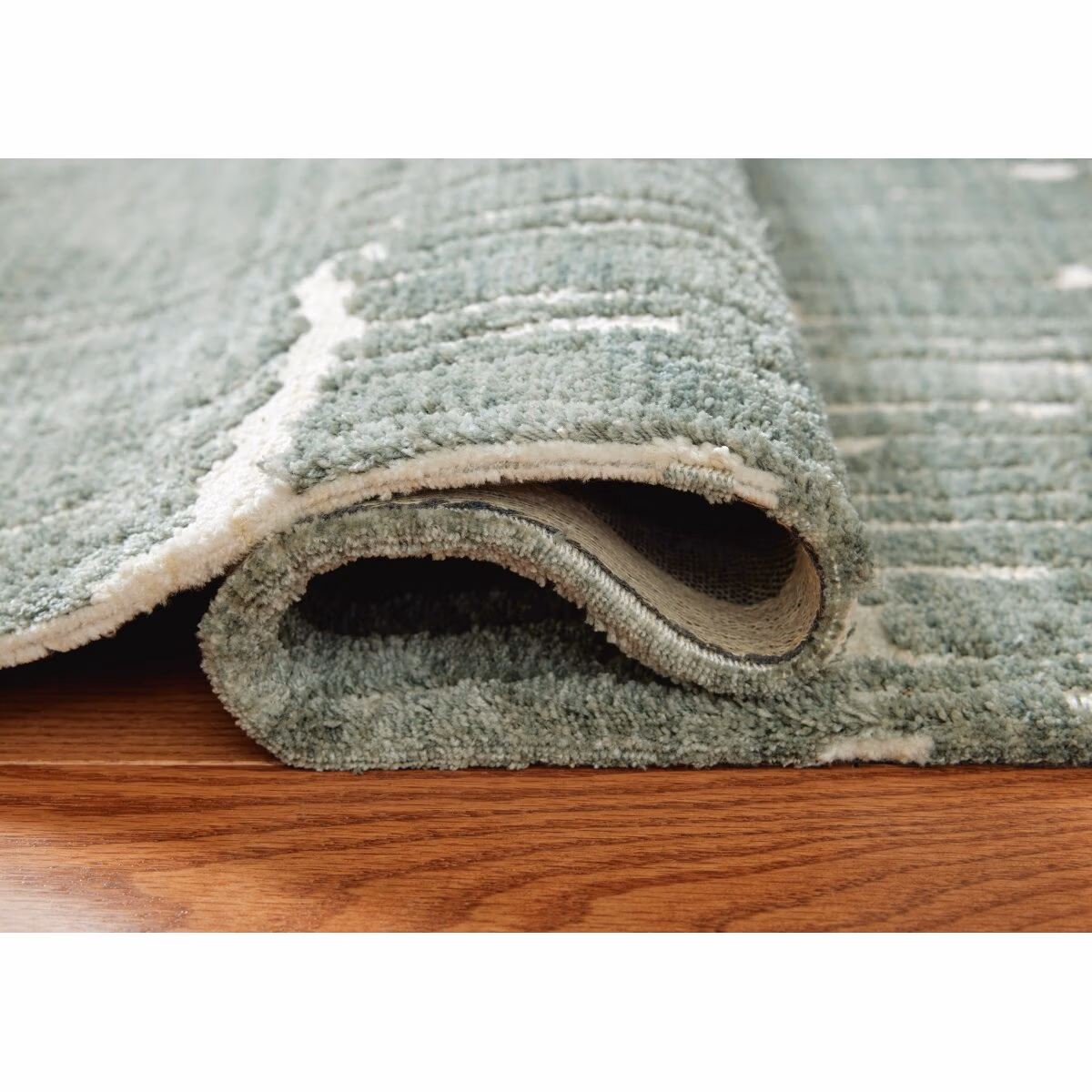 Cayworth 8' x 10' Rug - Image 5