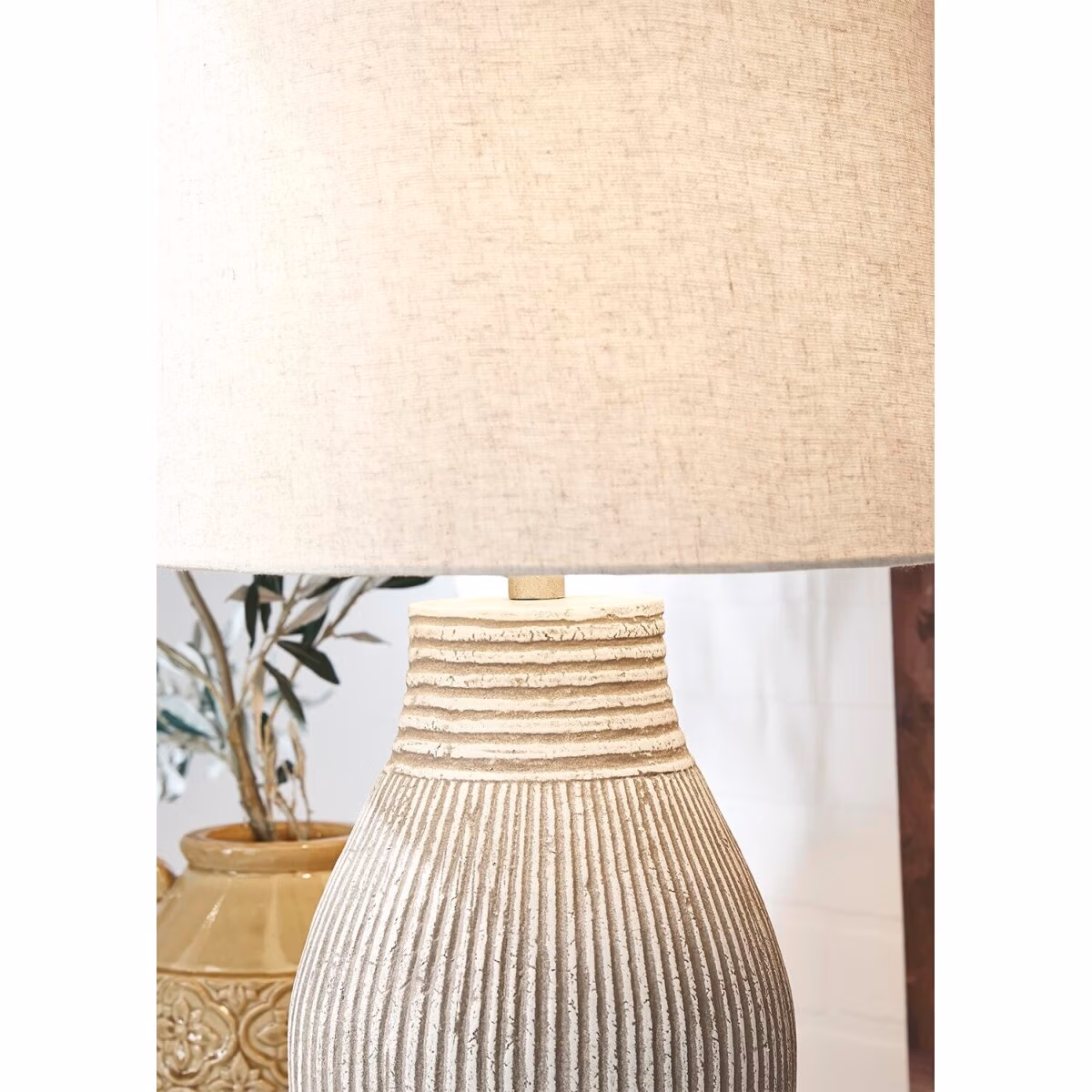 Layal Table Lamp - Image 4
