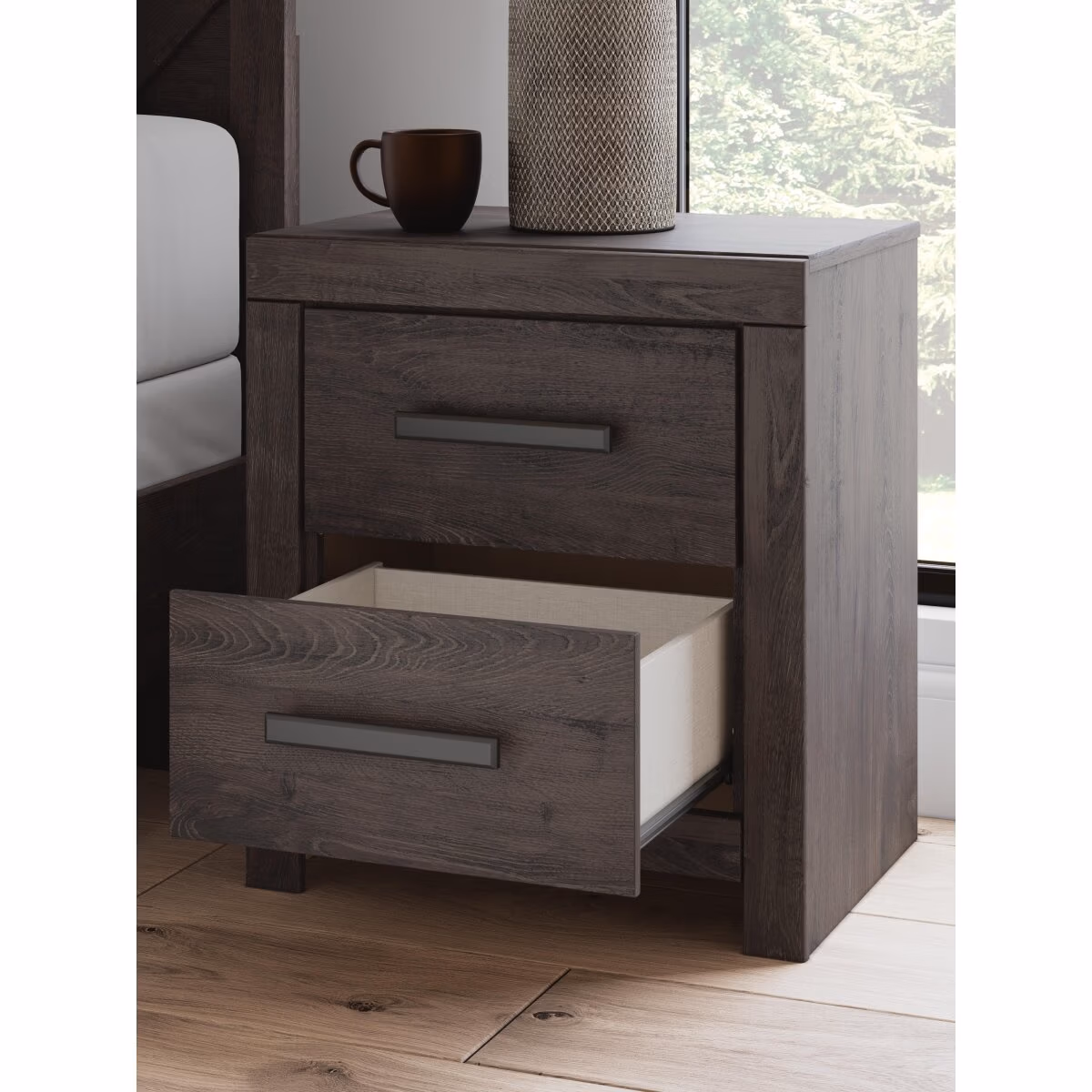 Prendonea Nightstand - Image 8