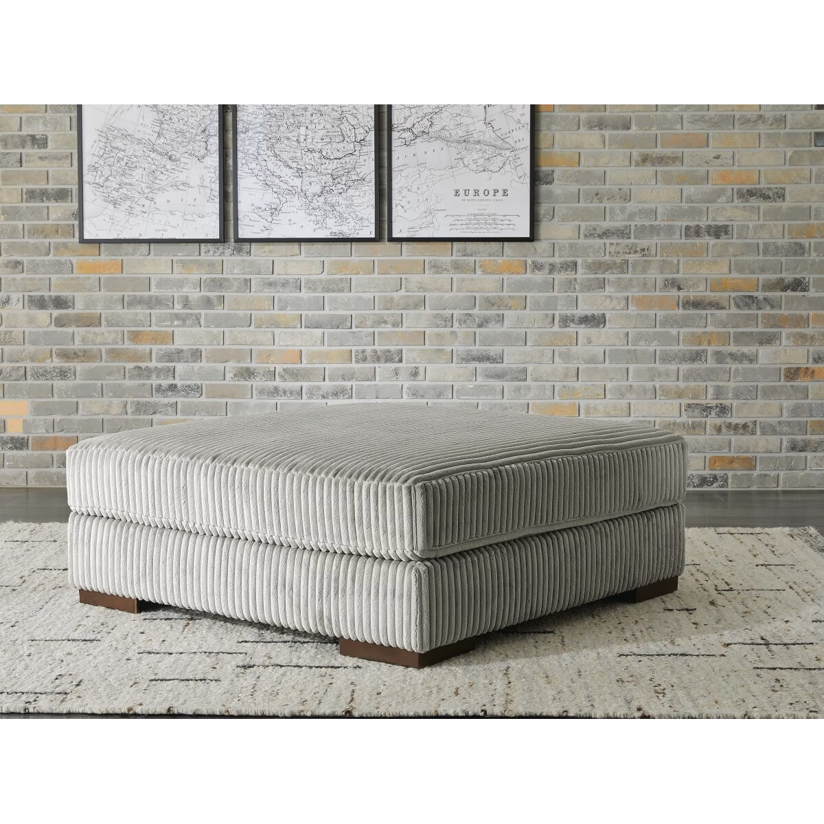 Lindyn Oversized Accent Ottoman - Image 3