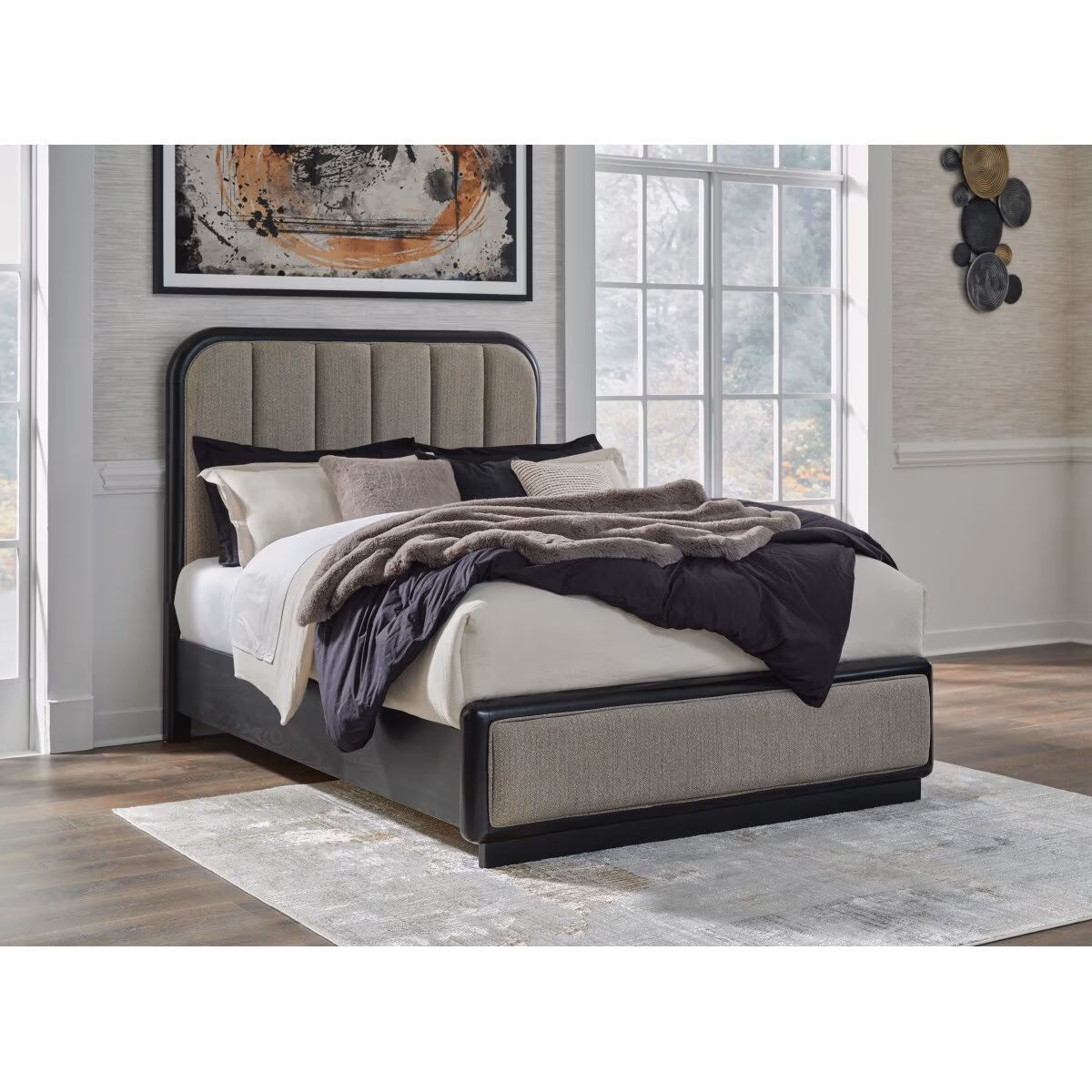 Rowanbeck Queen Upholstered Panel Bed - Image 3