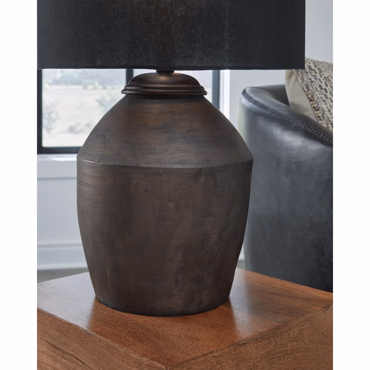 Naareman Table Lamp - Image 5