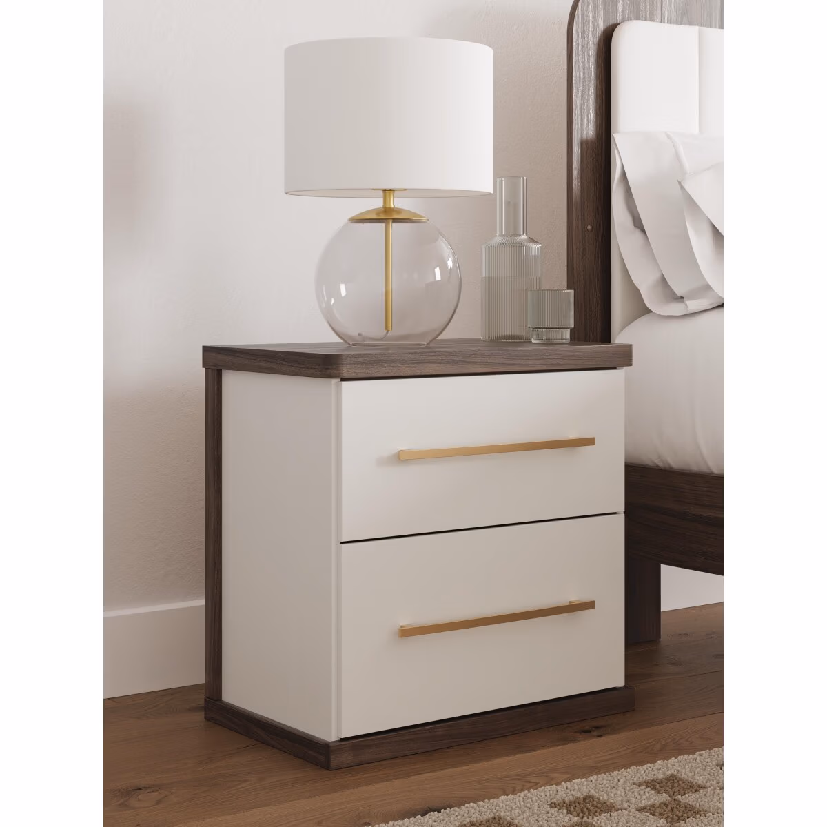 Kendanport Nightstand - Image 3