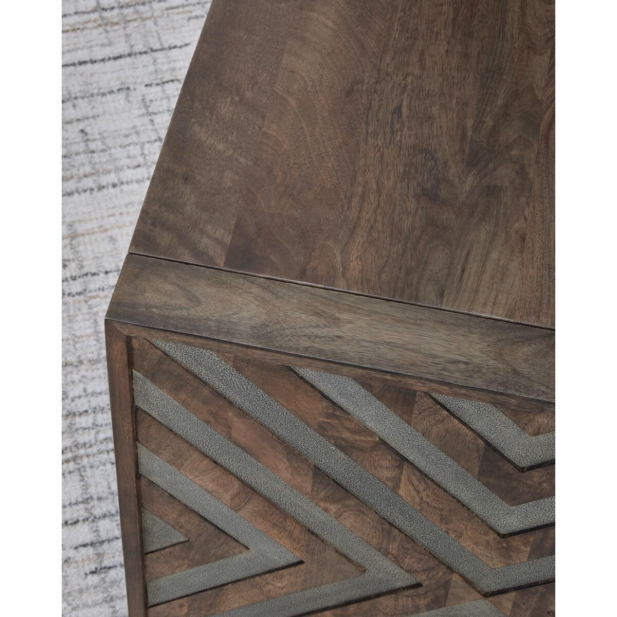 Dreggan End Table - Image 6