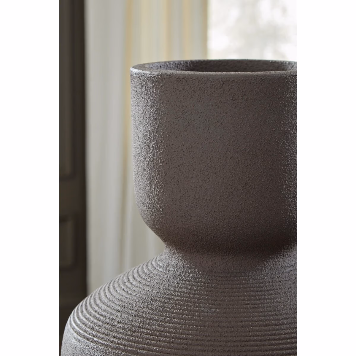 Dalsen Vase - Image 4